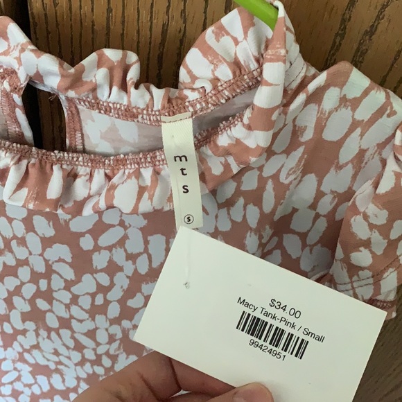 Pink top - Picture 3 of 5